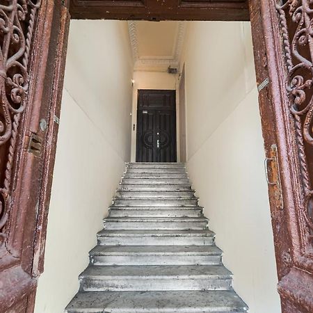 Nice Apartment In The City Center Odesa Exterior foto