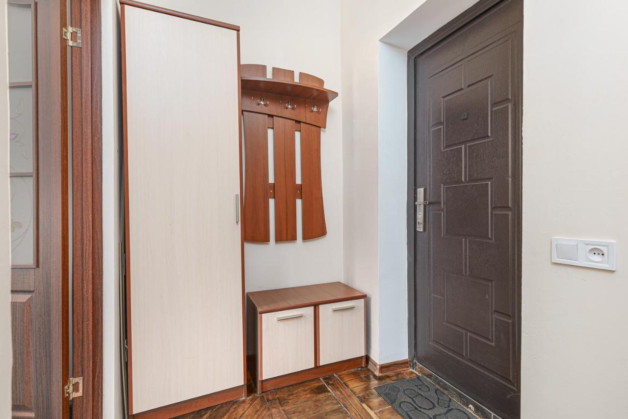 Nice Apartment In The City Center Odesa Exterior foto